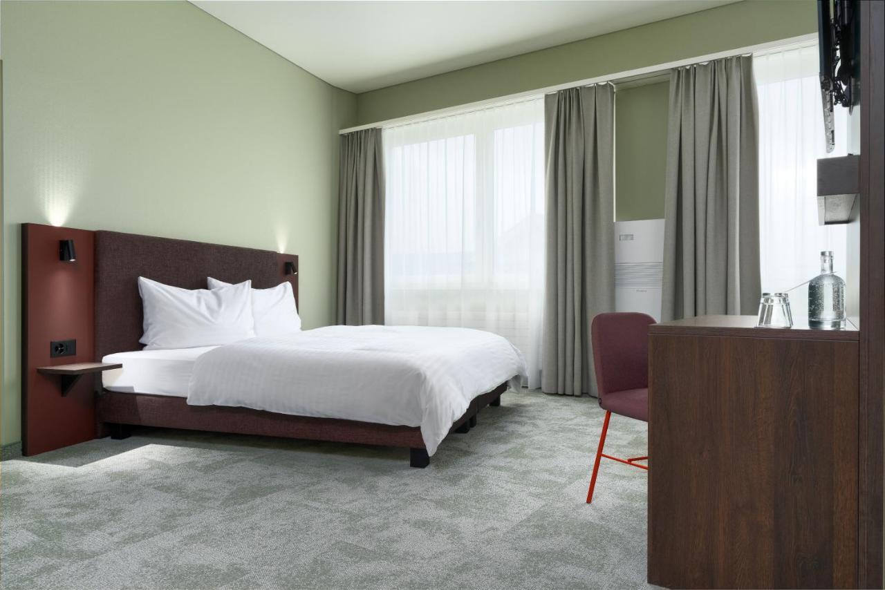 B-Smart Hotel Schoenenwerd Арау Экстерьер фото