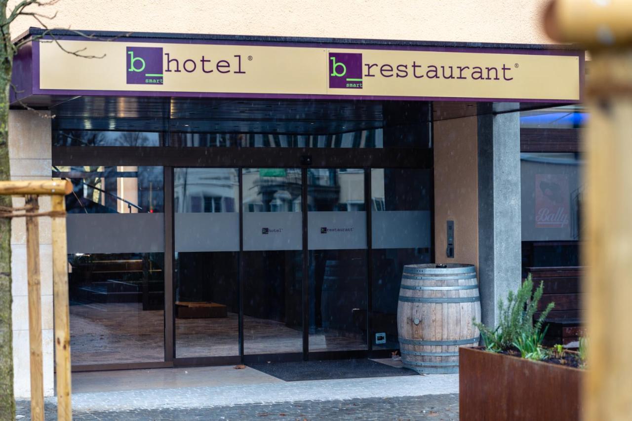 B-Smart Hotel Schoenenwerd Арау Экстерьер фото