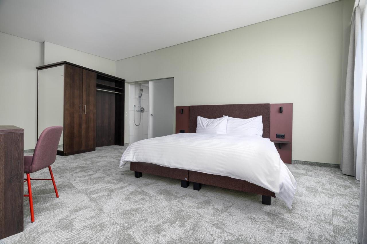 B-Smart Hotel Schoenenwerd Арау Экстерьер фото