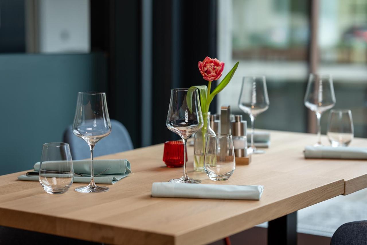 B-Smart Hotel Schoenenwerd Арау Экстерьер фото