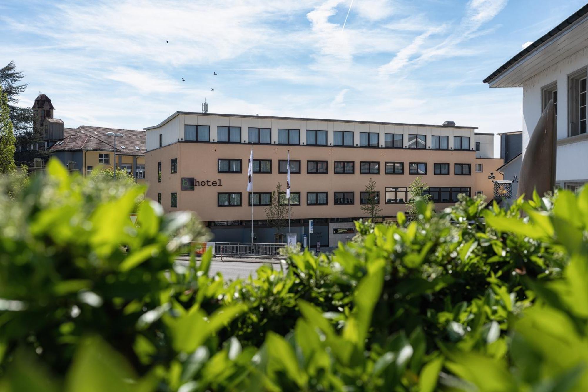 B-Smart Hotel Schoenenwerd Арау Экстерьер фото