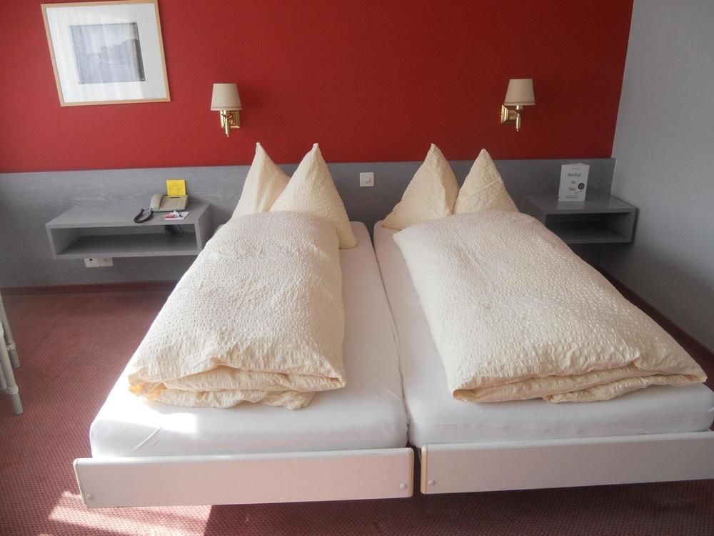 B-Smart Hotel Schoenenwerd Арау Экстерьер фото